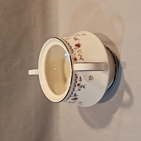 NEW Noritake Adagio 7237 Sugar Bowl w/Lid - Picture 5 of 8